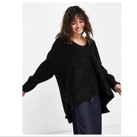 ❗️6-HOUR SALE❗️FREE PEOPLE BOHO SWEATER OVERSIZED COZY BLACK TUNIC PULLOVER A3C - Picture 2 of 13